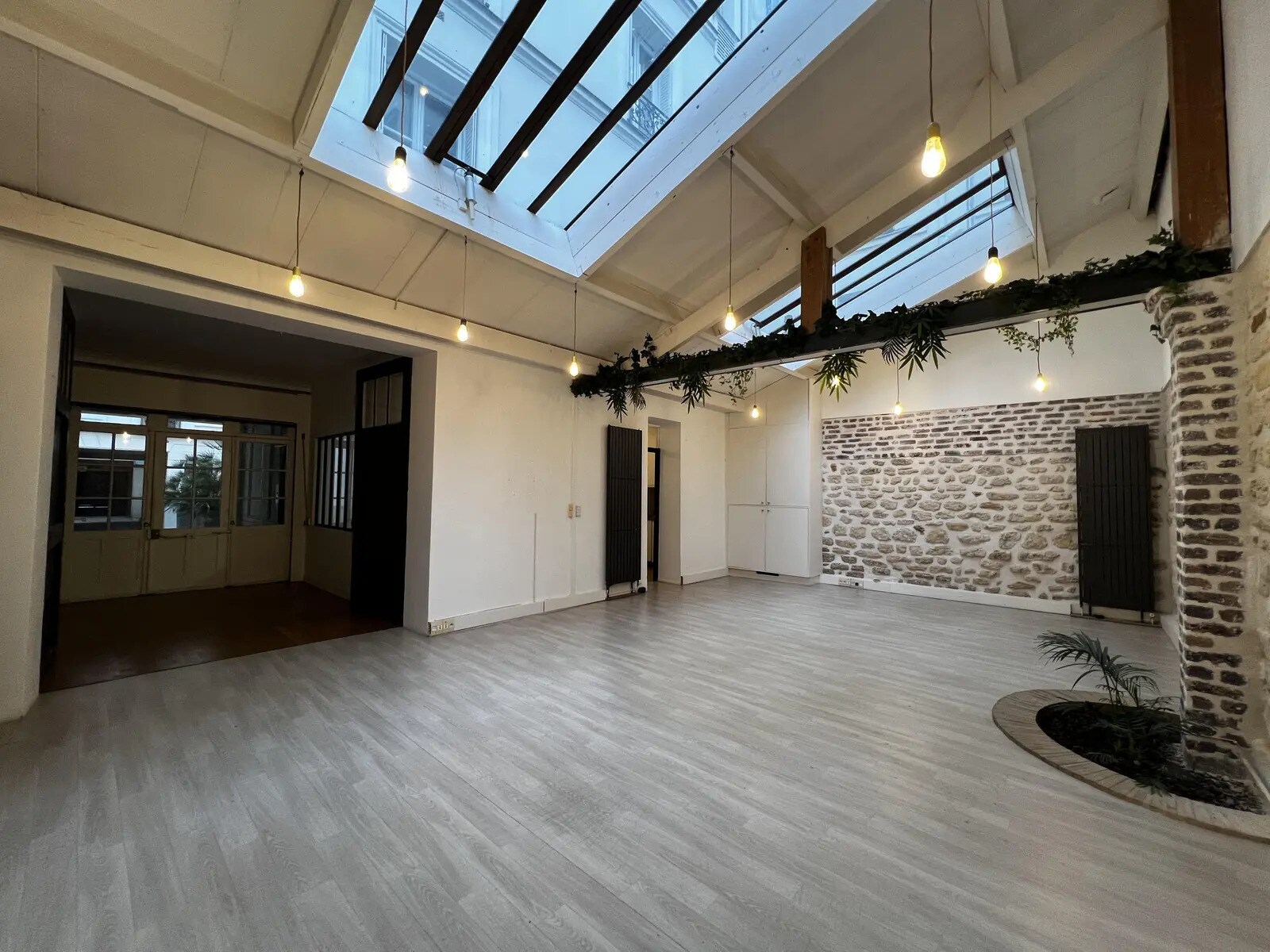 86 Boulevard Des Batignolles, Paris for lease Building Photo- Image 1 of 9