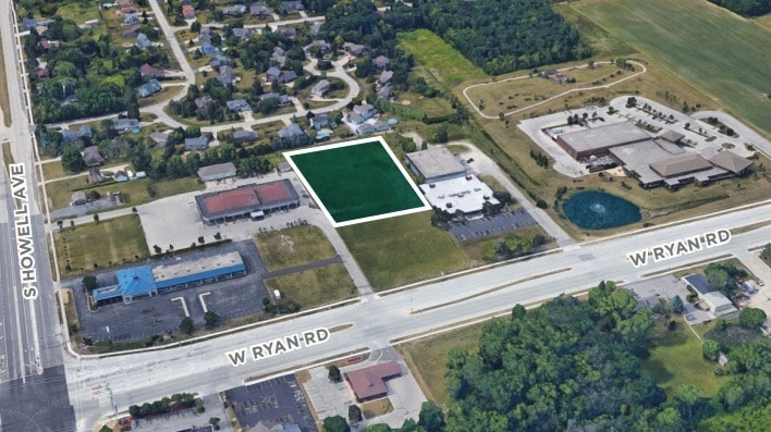 175 W Ryan Rd Ave, Oak Creek, WI for sale Building Photo- Image 1 of 4