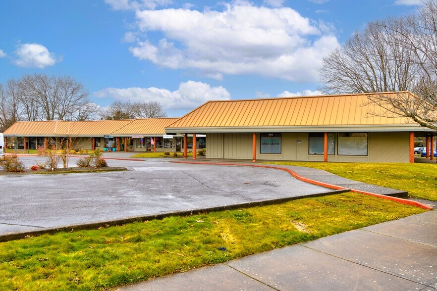 421-491 NE Burnside Rd, Gresham, OR à vendre - Photo du bâtiment - Image 2 de 10