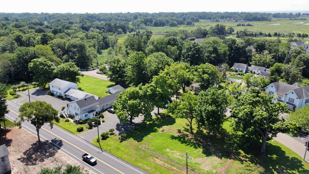60 Boston Post Rd, Madison, CT à vendre - Photo du bâtiment - Image 2 de 29