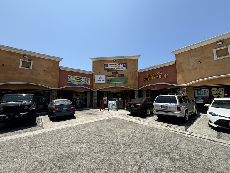 2701 S Vermont Ave, Los Angeles, CA for lease - Building Photo - Image 2 of 7