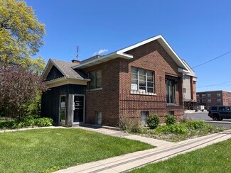 Plus de détails pour 213 E Paw Paw St, Paw Paw, MI - Bureau à vendre