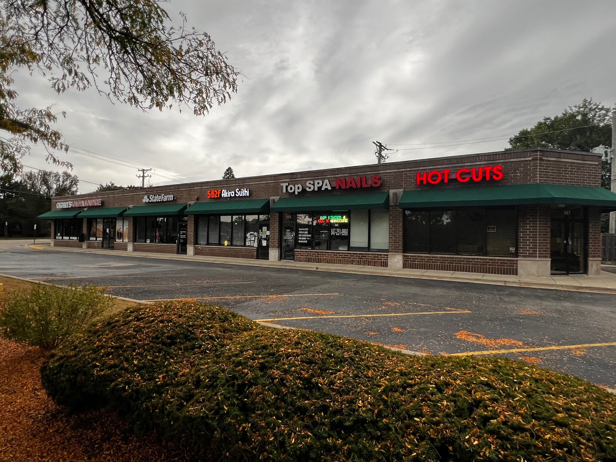 135-147 Skokie Blvd, Wilmette, IL for lease Building Photo- Image 1 of 3