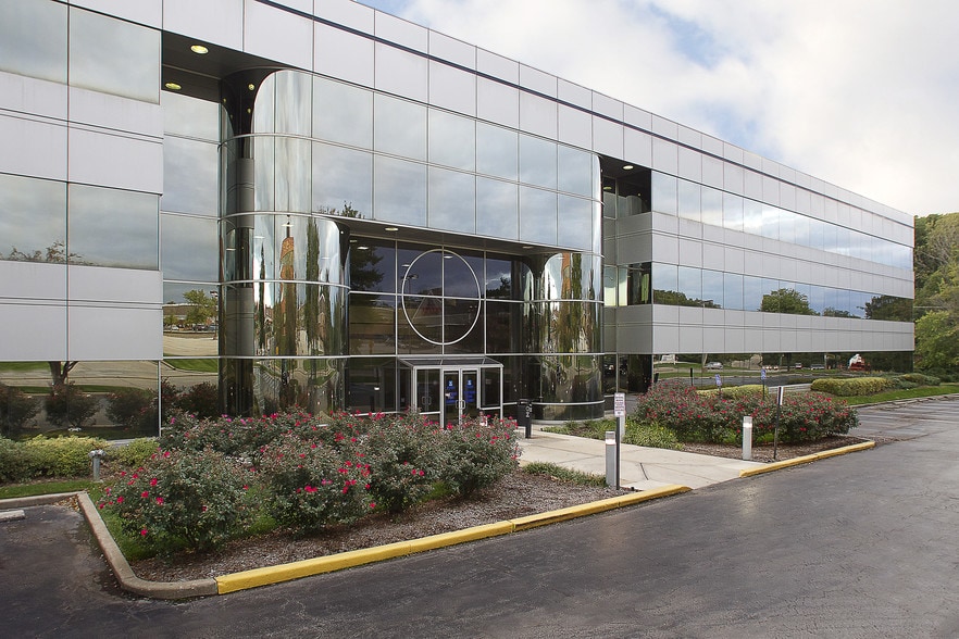 16216 Baxter Rd, Chesterfield, MO à louer - Photo principale - Image 1 de 14