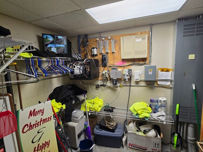 855 Industrial Dr, Mondovi, WI à louer - Photo du bâtiment - Image 3 de 56