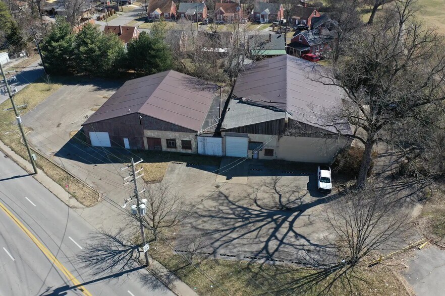 2962 Wilson Ave, Louisville, KY à vendre - Photo du bâtiment - Image 2 de 6