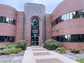 20 Pondmeadow Dr, Reading, MA à louer Photo du bâtiment- Image 2 de 25