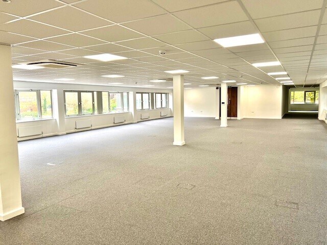 22-24 Upper Marlborough Rd, St Albans à louer - Photo du bâtiment - Image 2 de 11