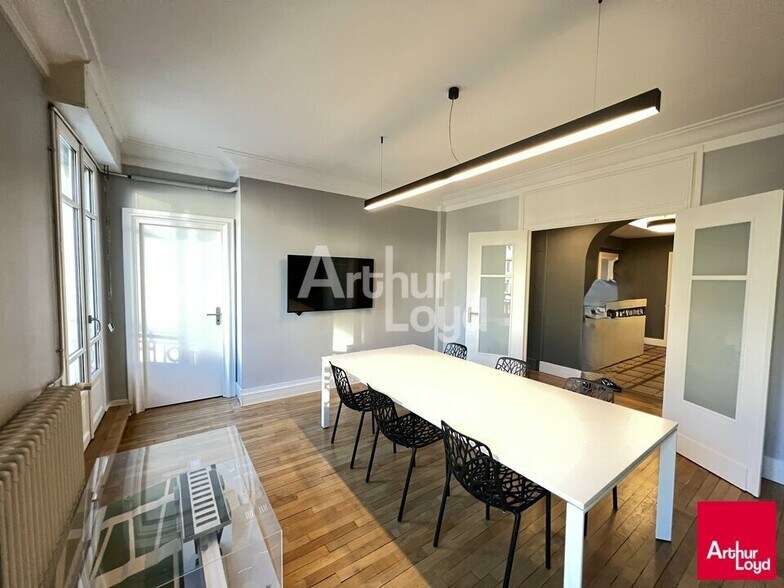 Bureau dans Rennes à louer - Photo intérieure - Image 2 de 4