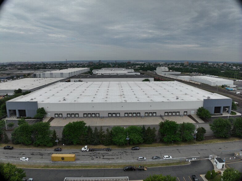 25 Colony Rd, Jersey City, NJ à louer - Communauté Matterport - Image 3 de 32