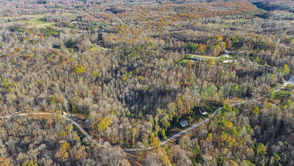 376 Spring Hollow rd, Beattyville, KY for sale - Aerial - Image 2 of 7