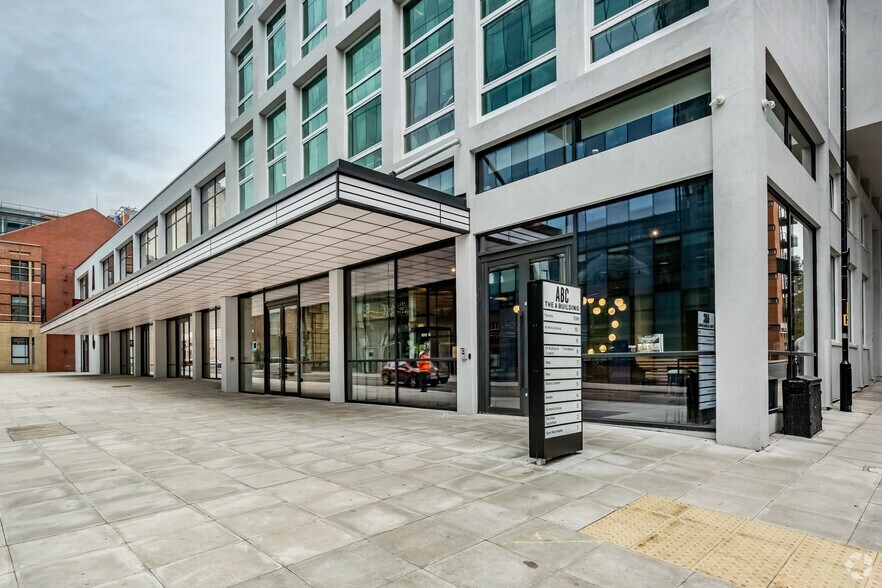 21-23 Quay St, Manchester à louer - Photo du bâtiment - Image 2 de 3