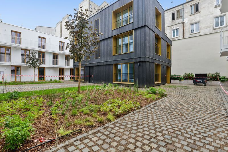 5 Place Léon Blum, Paris for sale Building Photo- Image 1 of 17