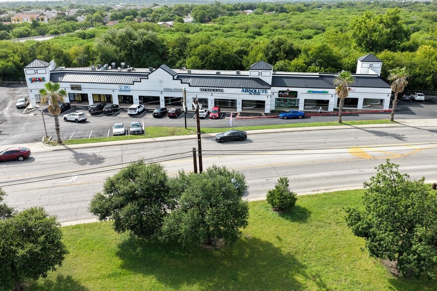 3505 Wurzbach Rd, San Antonio, TX for lease - Building Photo - Image 1 of 9