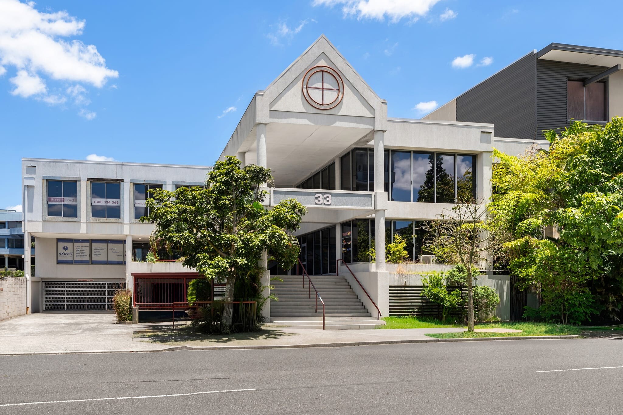33 Sanders St, Upper Mount Gravatt for lease Primary Photo- Image 1 of 10