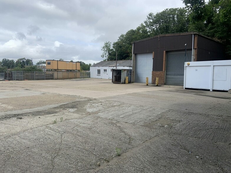 Selsdon Rd, South Croydon à louer - Photo du bâtiment - Image 2 de 5