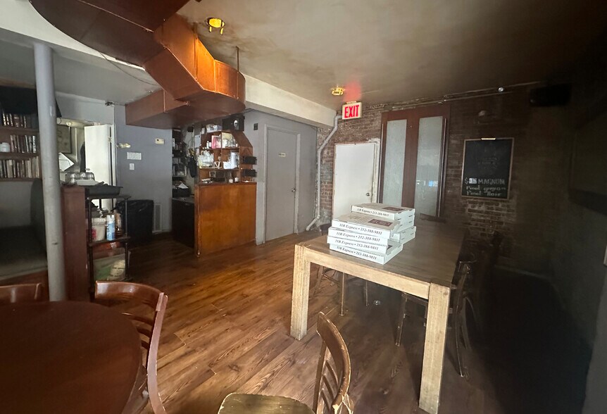 174 Avenue B, New York, NY à louer - Photo du bâtiment - Image 3 de 3