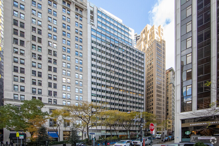 5 Hanover Sq, New York, NY for lease - Building Photo - Image 1 of 4