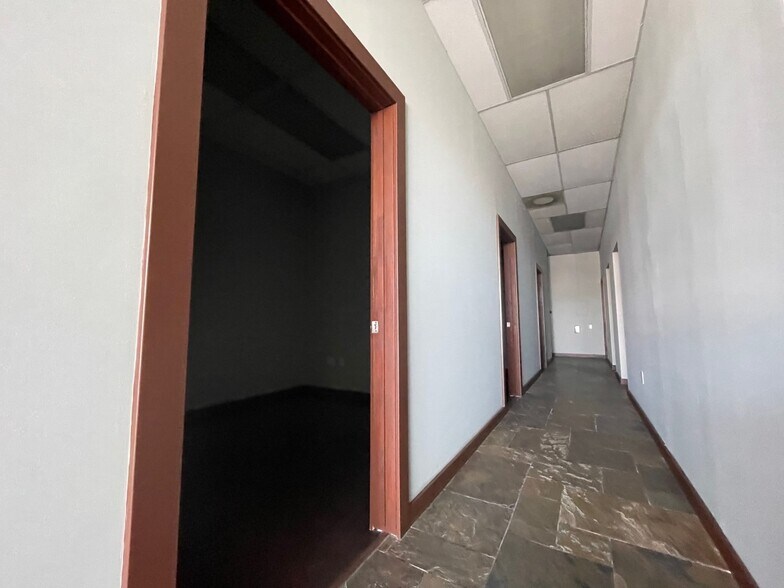 2200-2214 Artesia Blvd, Torrance, CA à louer - Photo intérieure - Image 2 de 3