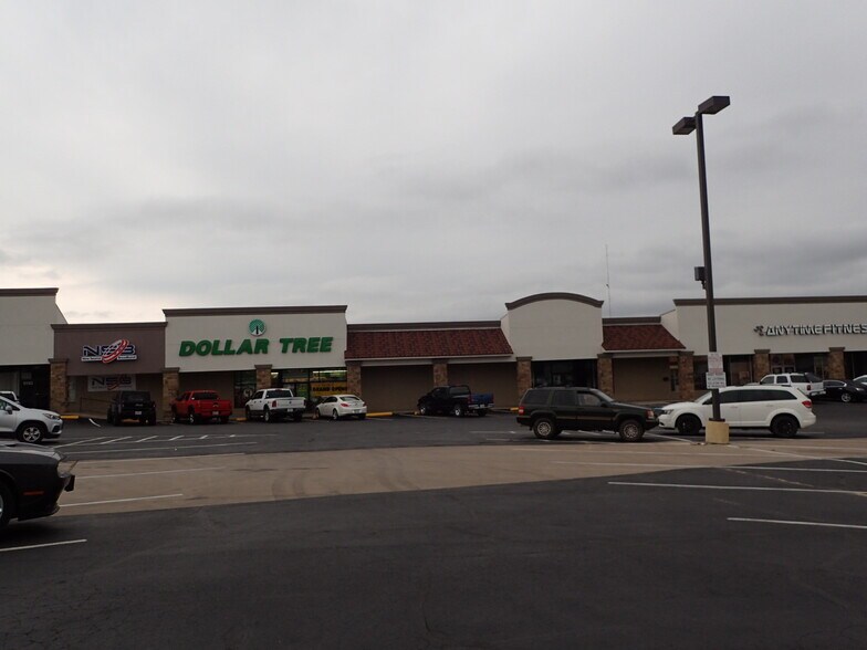 1104 Highway 16 S, Graham, TX à louer - Photo du bâtiment - Image 2 de 9