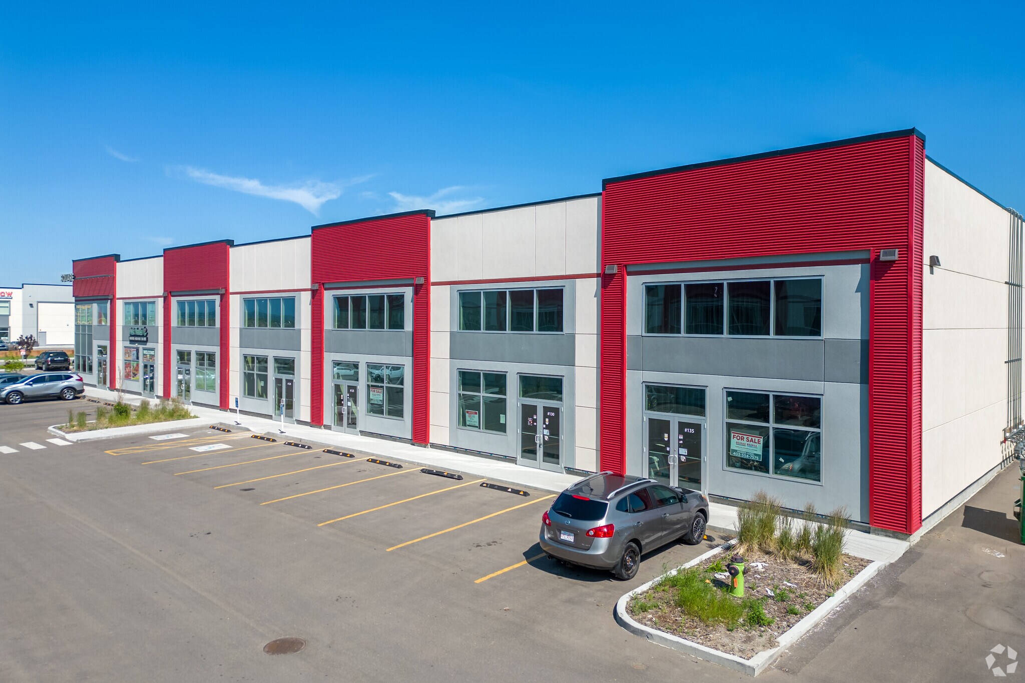 10960 42 St NE, Calgary, AB à vendre Photo du bâtiment- Image 1 de 1