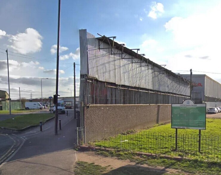 31-35 Hainault Business Park, Londres à vendre - Photo du bâtiment - Image 3 de 6