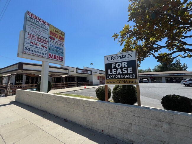 Plus de détails pour 22720-22750 Roscoe Blvd, West Hills, CA - Commerce de détail à louer