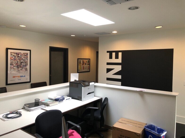 10960 Ventura Blvd, Studio City, CA à louer - Photo intérieure - Image 3 de 11