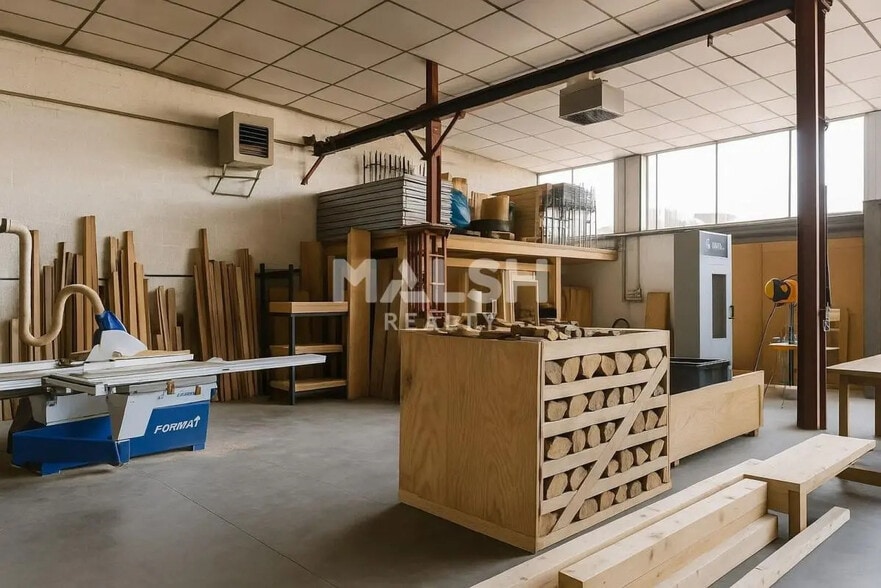 Bureau dans Beauvallon à louer - Photo intérieure - Image 2 de 3