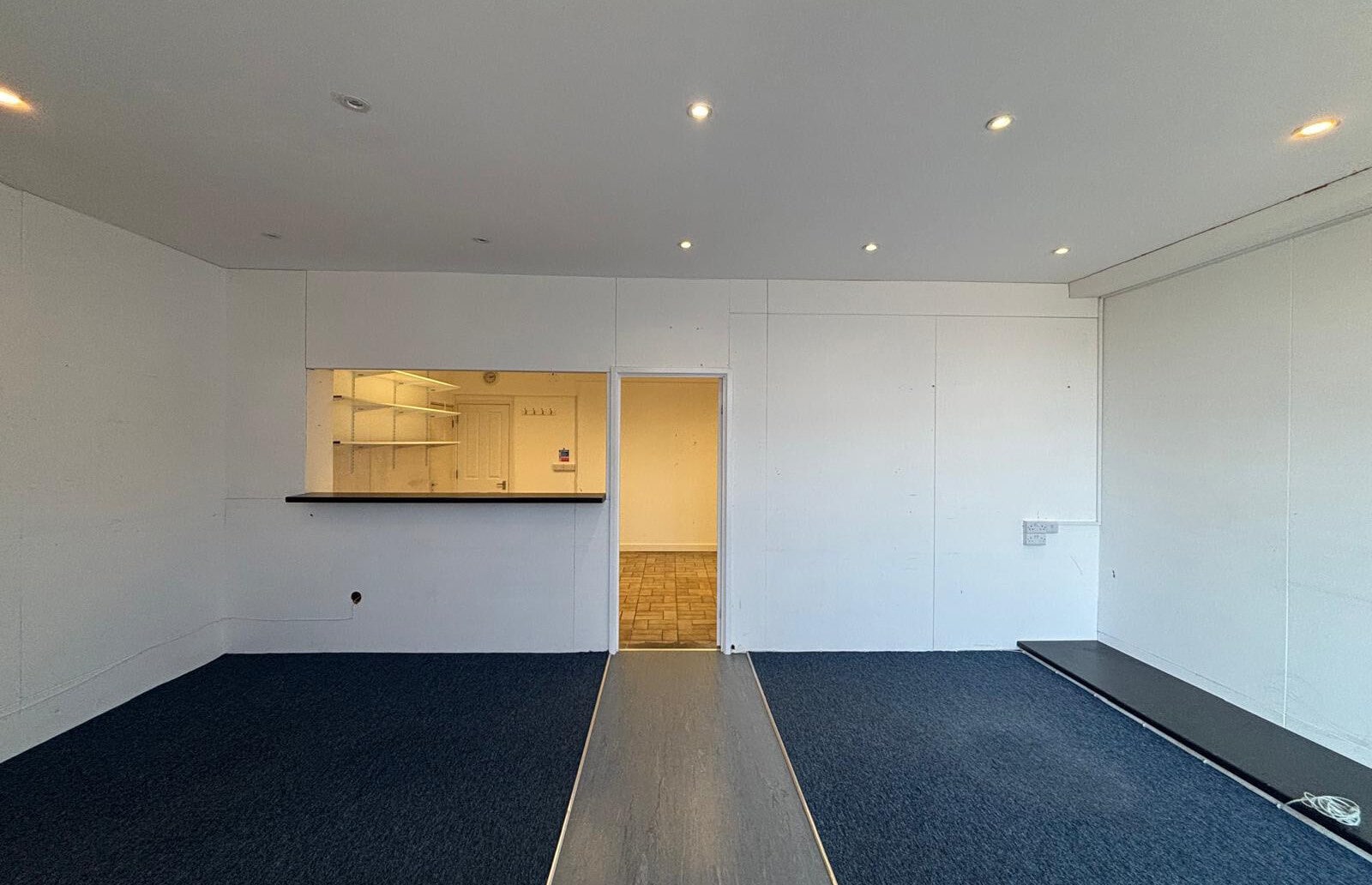 222 Hangleton Rd, Hove for lease Interior Photo- Image 1 of 1