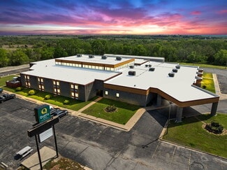 More details for 3232 N Summit St, Arkansas City, KS - Hospitality for Sale