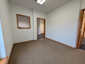 530 W Fir St, Sequim, WA à louer Photo intérieure- Image 1 de 21