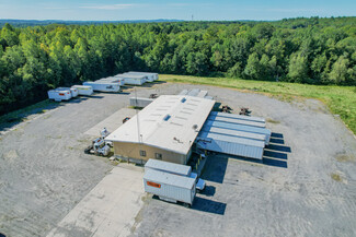 Plus de détails pour 44 Sheridan Rd, Fairfield, ME - Industriel à vendre