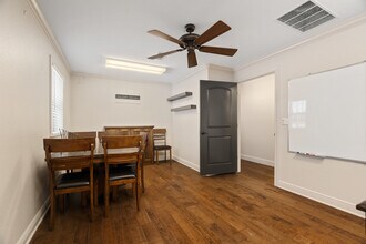 7909 Veterans Ave, Fort Smith, AR for lease Interior Photo- Image 2 of 7