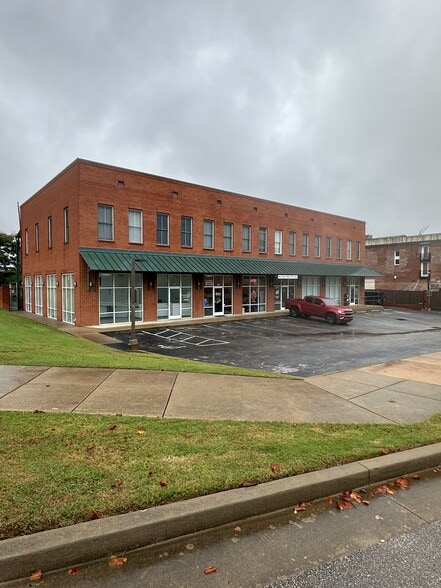 493 N Front St, Memphis, TN for lease - Building Photo - Image 2 of 24