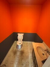 24 W Potomac Pky, Williamsport, MD for lease Interior Photo- Image 2 of 9