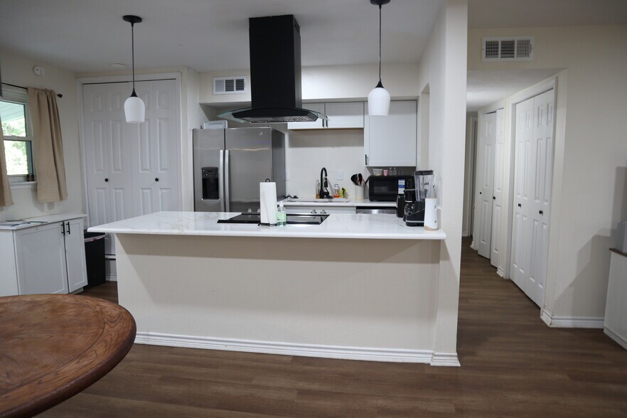 2642 Rosewood Dr, Mesquite, TX à vendre - Photo du bâtiment - Image 3 de 4