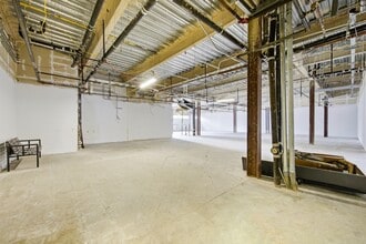 3333 Bayshore Blvd, Pasadena, TX for lease Interior Photo- Image 1 of 11