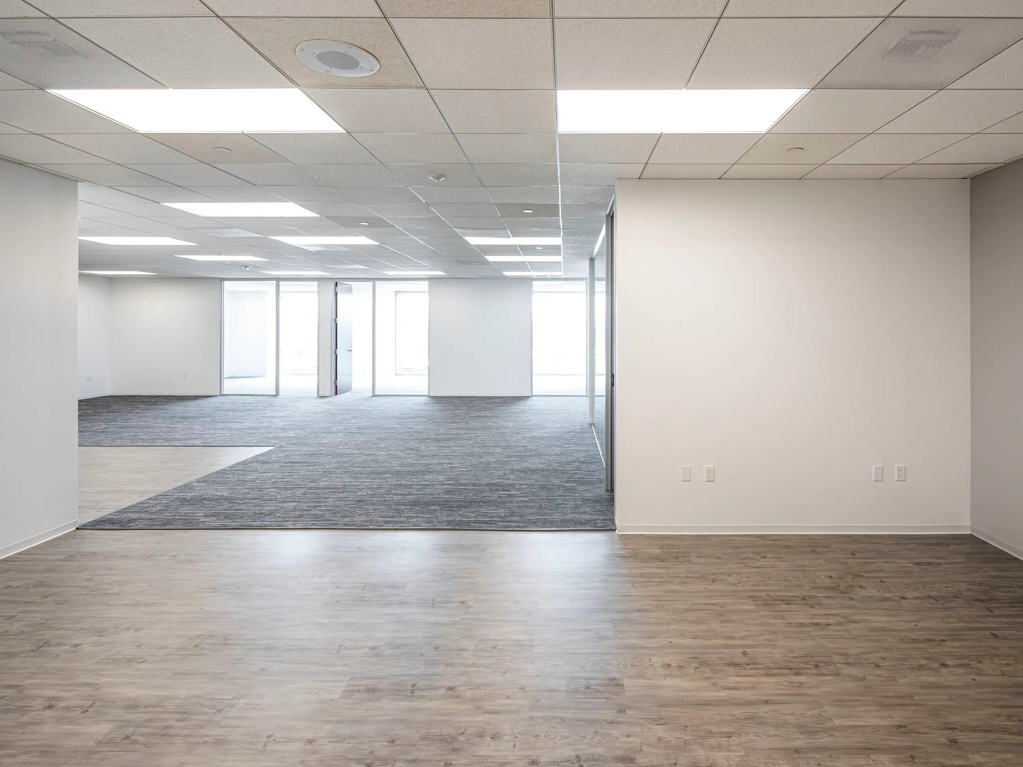 4685 MacArthur Ct, Newport Beach, CA for lease Interior Photo- Image 1 of 9