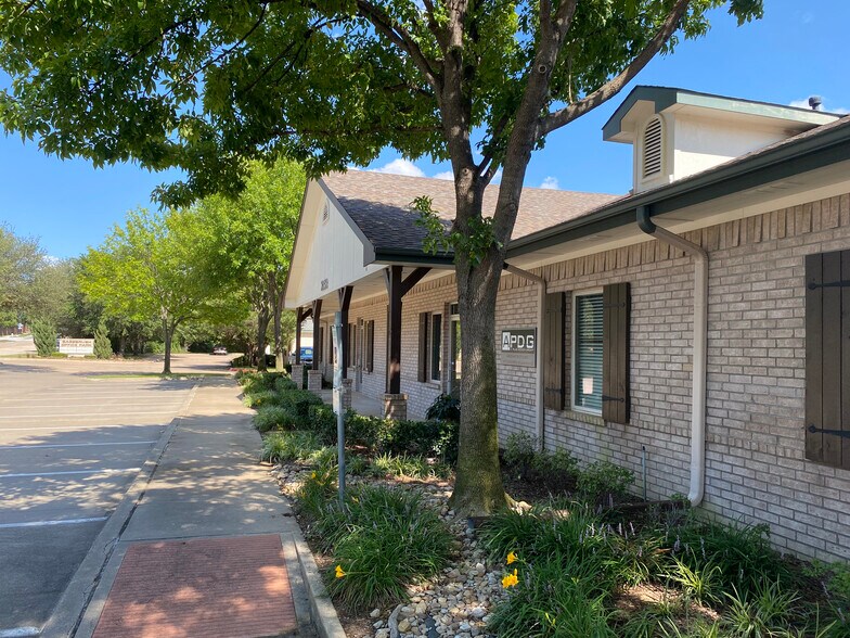 2653 Sagebrush Dr, Flower Mound, TX for lease - Building Photo - Image 2 of 3