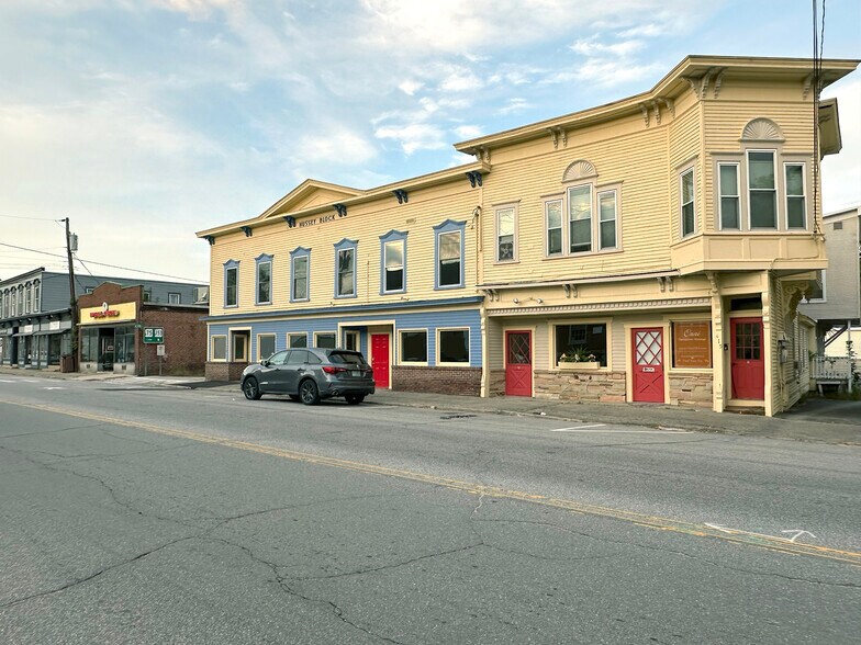 415 Main St, Farmington, NH for sale - Building Photo - Image 3 of 29