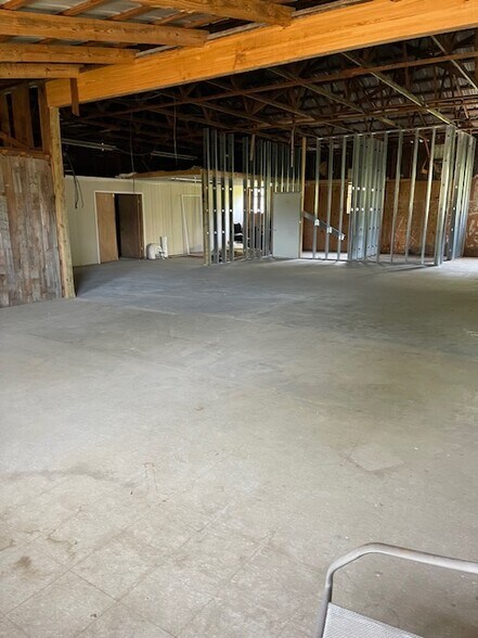 5255 TX 121 Hwy, Hemphill, TX à vendre - Photo du bâtiment - Image 3 de 19