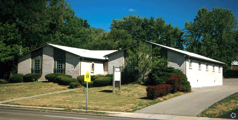 8686 Winton Rd, Cincinnati, OH for lease - Primary Photo - Image 1 of 4