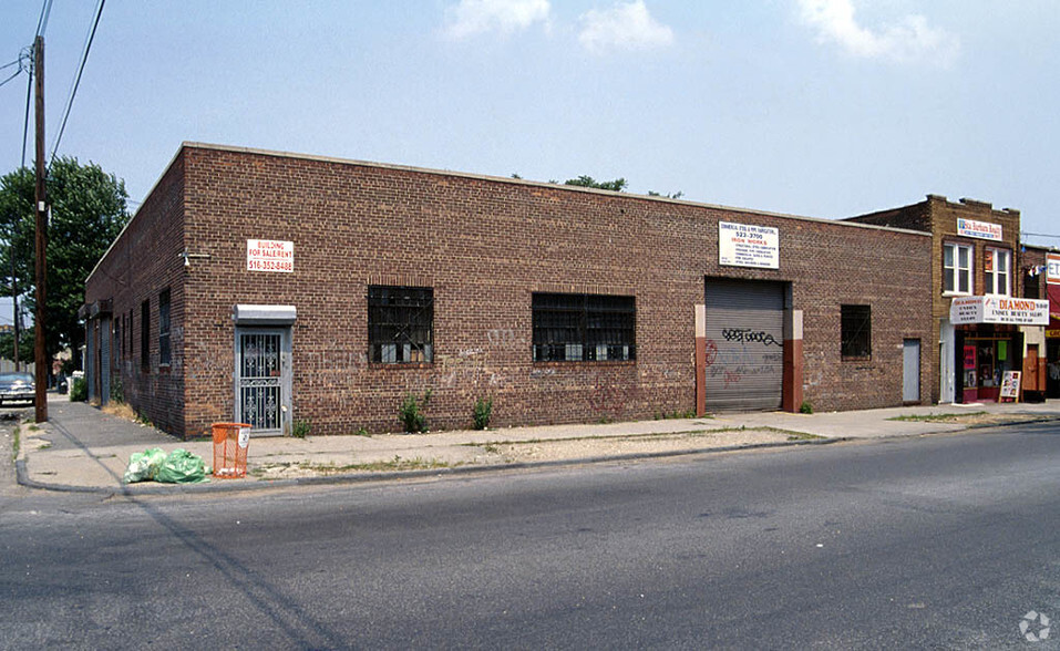 106-03 Sutphin Blvd, Jamaica, NY à vendre - Photo principale - Image 1 de 1