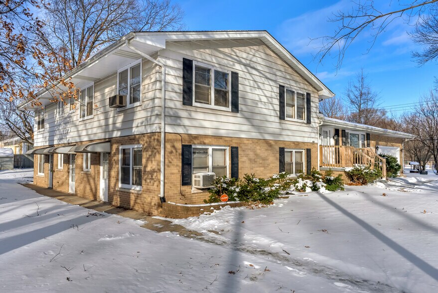 6860 Delaware St, Merrillville, IN à vendre - Photo principale - Image 1 de 14