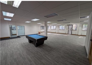 Catteshall Ln, Godalming à louer Photo intérieure- Image 2 de 3