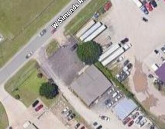 Plus de détails pour 401 W Simonds Rd, Seagoville, TX - Bureau à louer