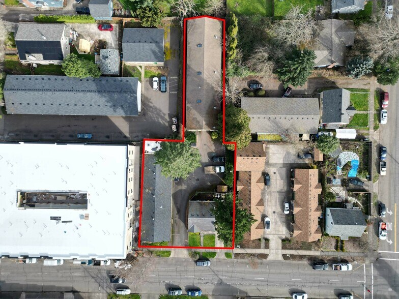 333-339 NE Lincoln St, Hillsboro, OR à vendre - Photo du bâtiment - Image 2 de 11