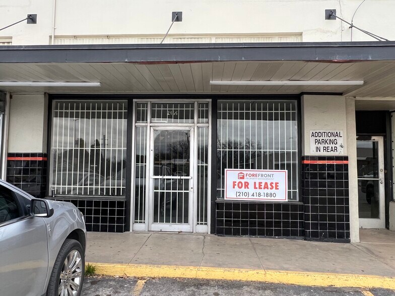 2602-2620 S Presa St, San Antonio, TX à louer - Photo du bâtiment - Image 3 de 10