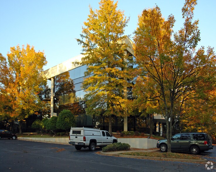 1701 Centerview Dr, Little Rock, AR à louer - Photo du bâtiment - Image 3 de 13